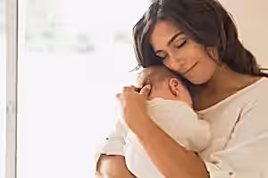 Evde bakım hizmetleriyle anne ve bebeğin güvenliği ve mutluluğu sağlanır.